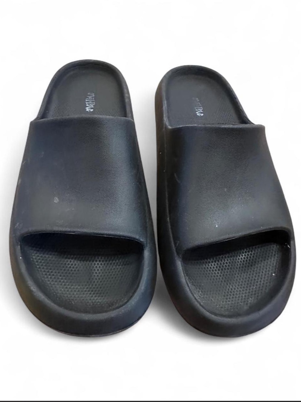 Mad Love black platform slides in a women’s size 10